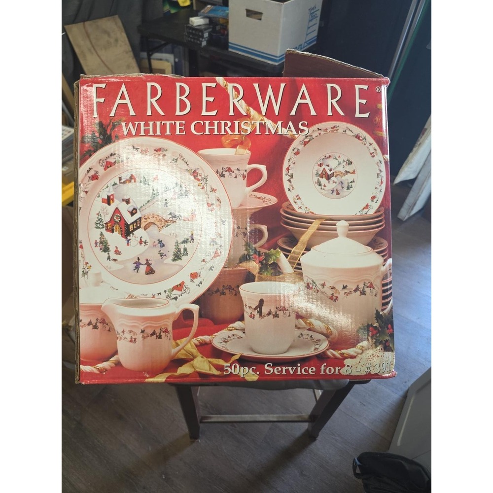 Vintage Farberware White Christmas 1995 Holiday 48 Piece Set #391 Original Box